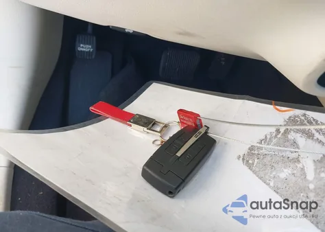 2010 Lincoln Mks из США, поврежденный, VIN 1LNHL9DR8AG602768